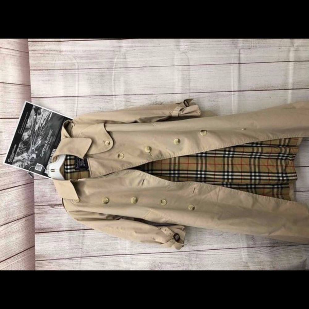 Burberry authentic trench coat small